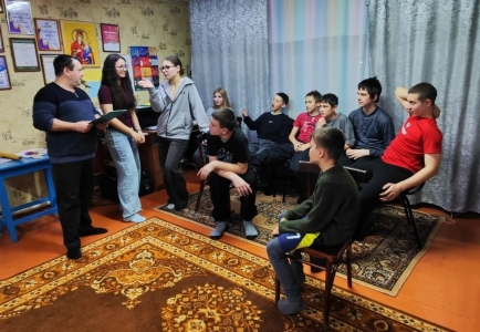 А мы танцуем