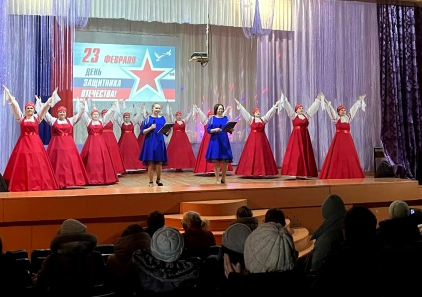 Мы видим в Вас героев славных!