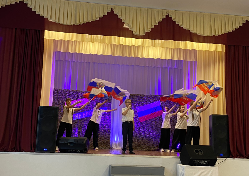 СВОих не бросаем