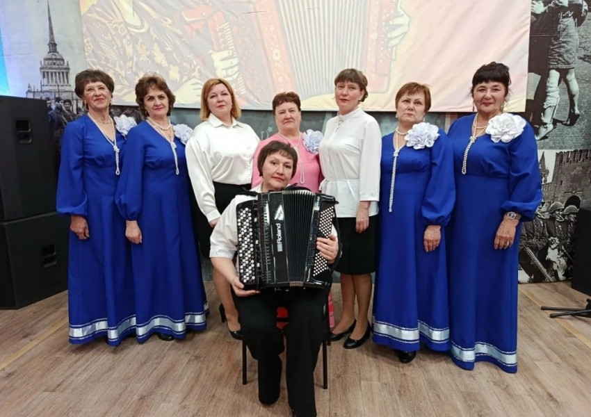 Приняли участие в фестивале "Фронтовая гармонь"