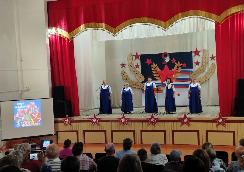 Праздничный концерт "Нам нужен мир!"