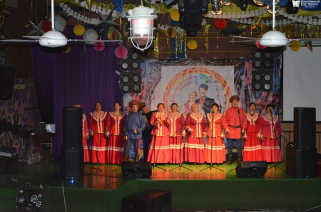 Вольностью очерчен круг казачий